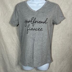 Fiancée woman’s V-neck t-shirt. Size M